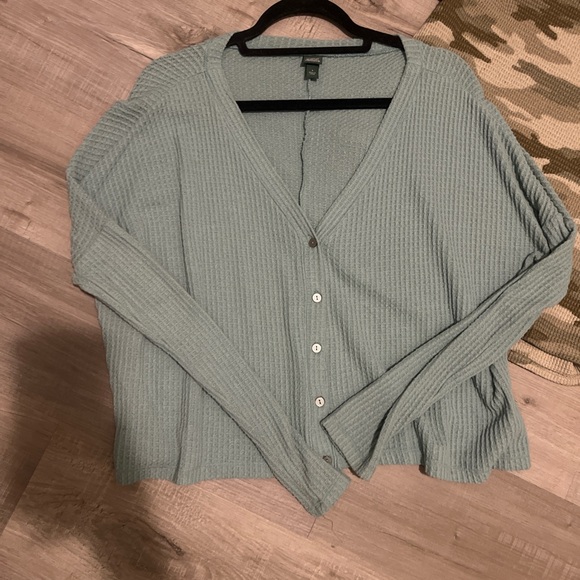 Bundle - Picture 11 of 12